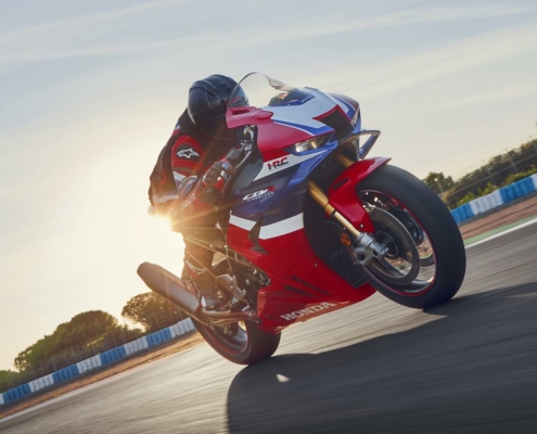 2024-CBR1000RR-R_FIREBLADE_SP_LOCATION_3201_L (1)